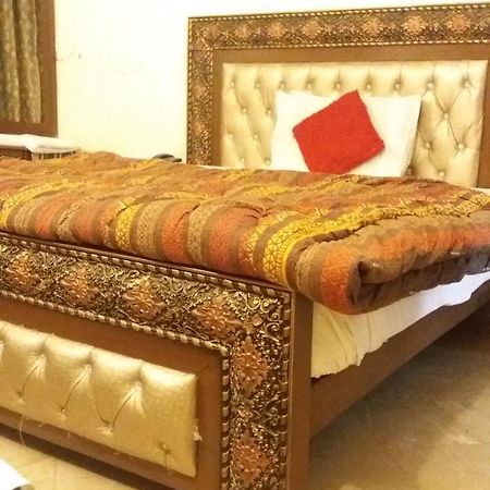 Hotel Sweet Inn Lahore Buitenkant foto