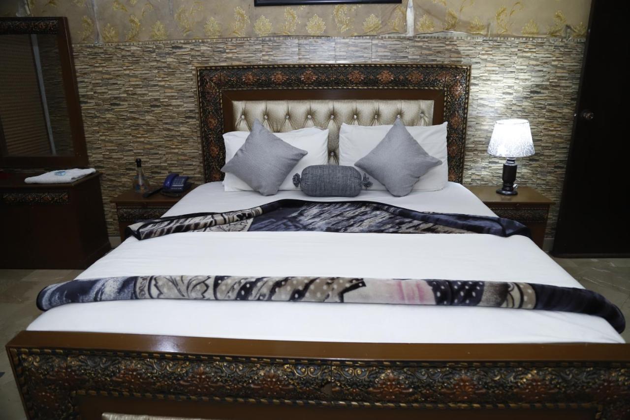 Hotel Sweet Inn Lahore Buitenkant foto