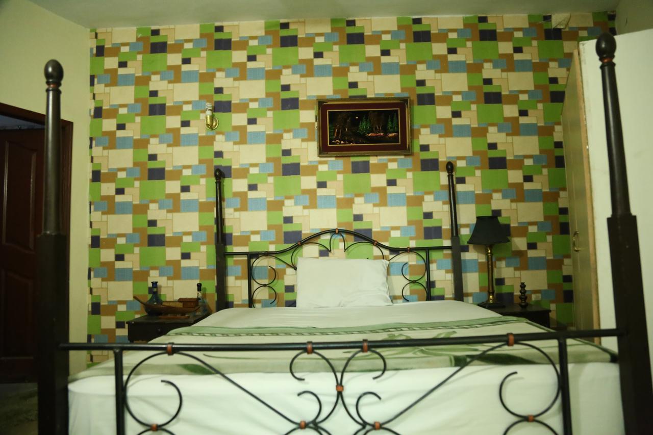Hotel Sweet Inn Lahore Buitenkant foto
