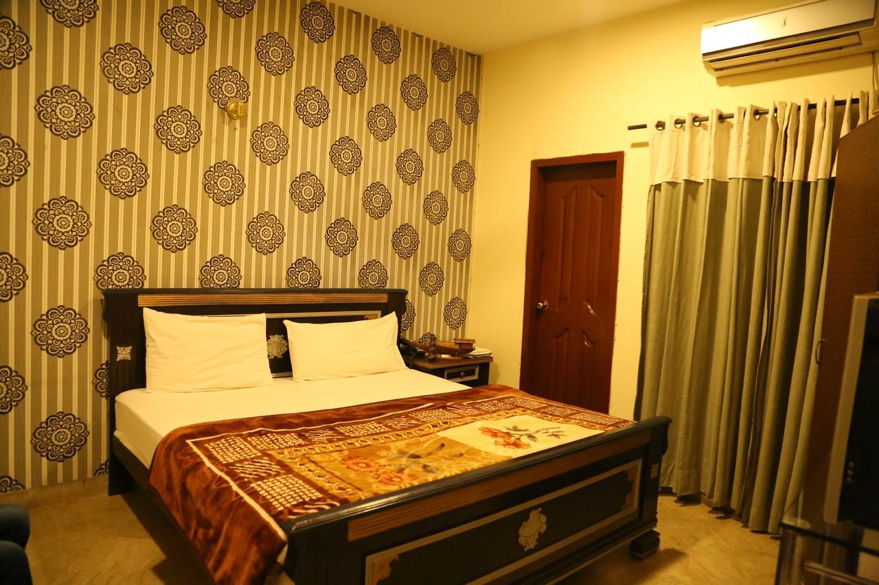 Hotel Sweet Inn Lahore Buitenkant foto