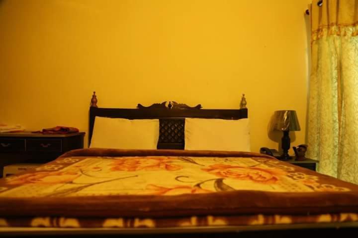 Hotel Sweet Inn Lahore Buitenkant foto