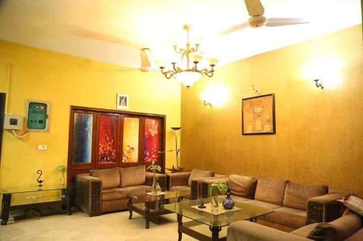 Hotel Sweet Inn Lahore Buitenkant foto
