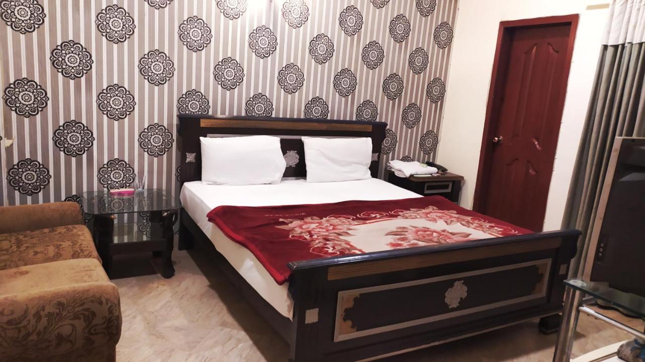 Hotel Sweet Inn Lahore Buitenkant foto